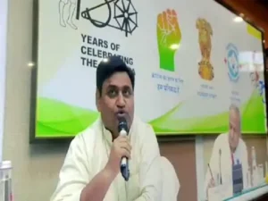 कार्यक्रम में पीसीसी चीफ गोविन्द सिंह डोटासरा ने कहा कि सीकर अब एजुकेशन के मामले में कोटा को टक्कर दे रहा है।