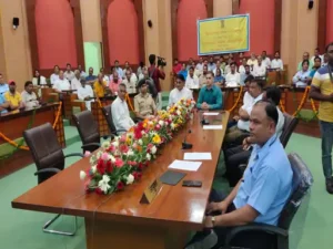 कार्यक्रम में सीकर से जुड़े अधिकारीगण।